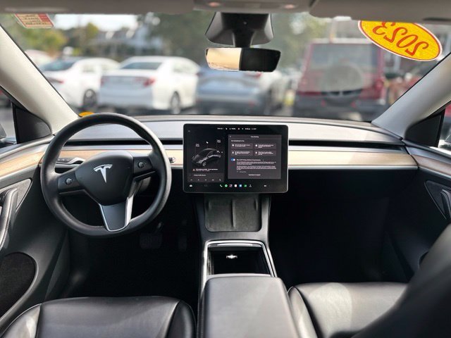Used 2023 Tesla Model Y Long Range AWD/4WD image 16