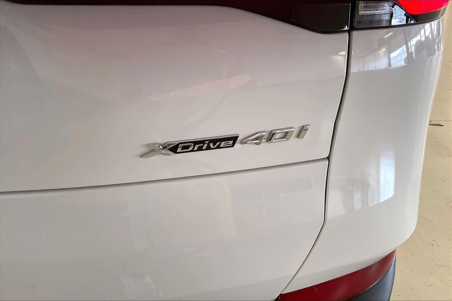 Certified 2024 BMW X5 xDrive40i w/ Premium Package AWD/4WD image 9