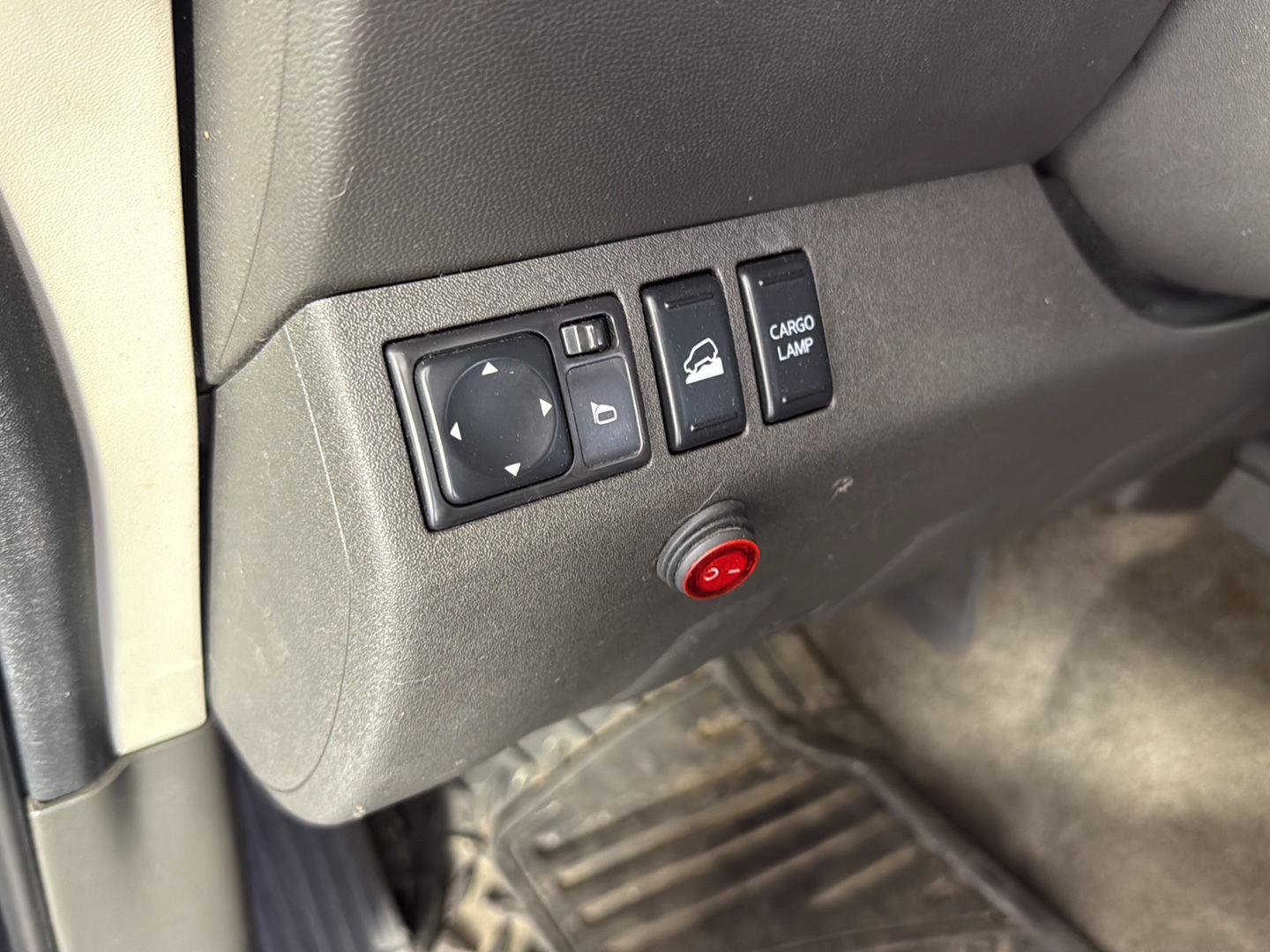 Used 2014 Nissan Frontier SV AWD/4WD image 10