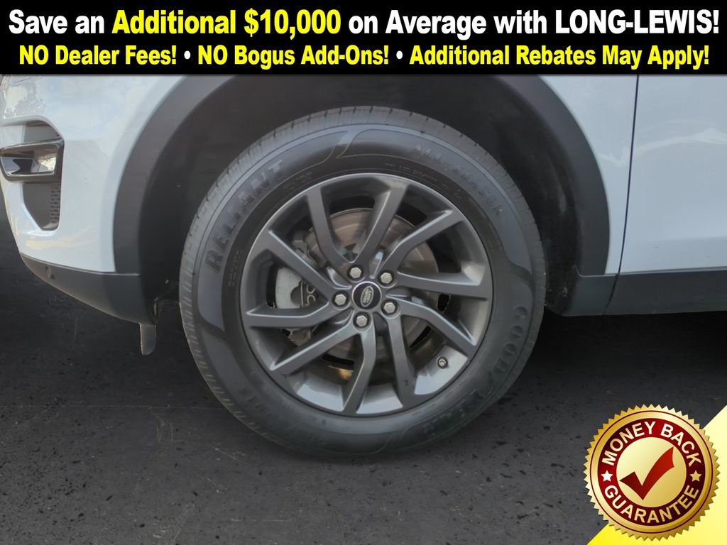 Used 2019 Land Rover Discovery Sport HSE image 13