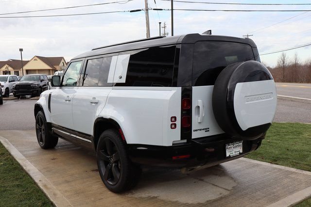 Used 2023 Land Rover Defender 130 X-Dynamic SE AWD/4WD image 38