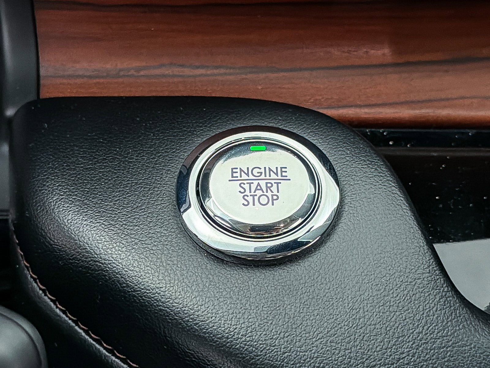 Used 2021 Lincoln Aviator Grand Touring w/ Equipment Group 301A image 28