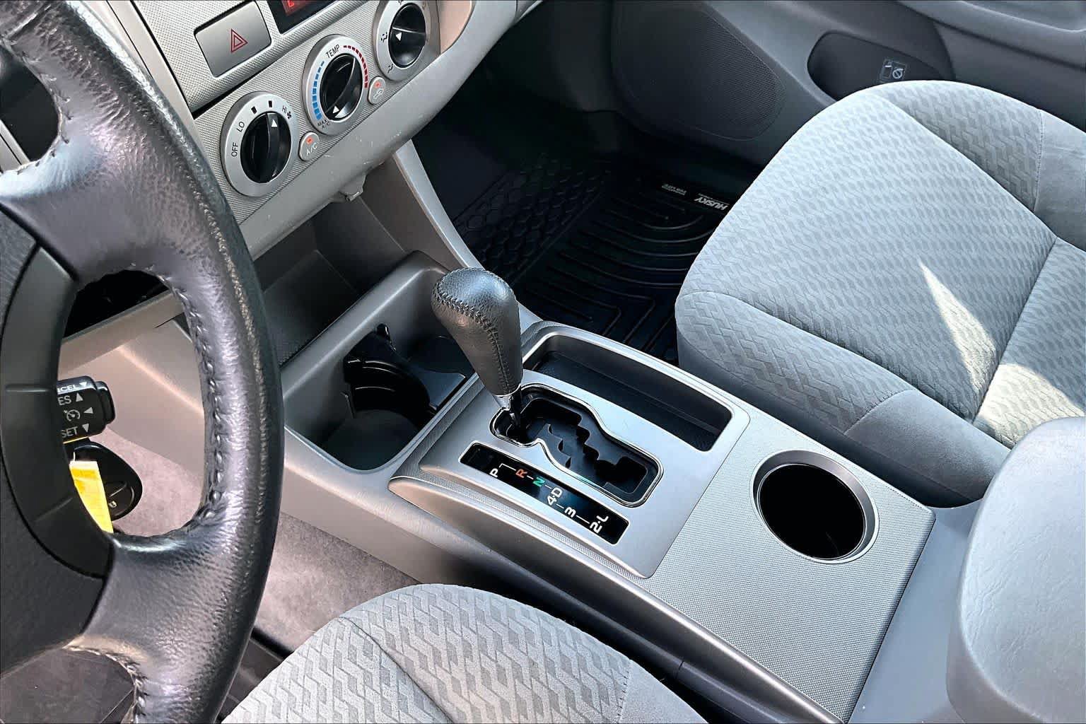 Used 2009 Toyota Tacoma PreRunner w/ SR5 Pkg #2 RWD image 16