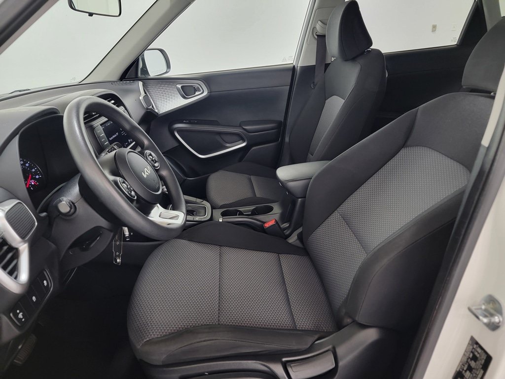 Used 2022 Kia Soul LX FWD image 14