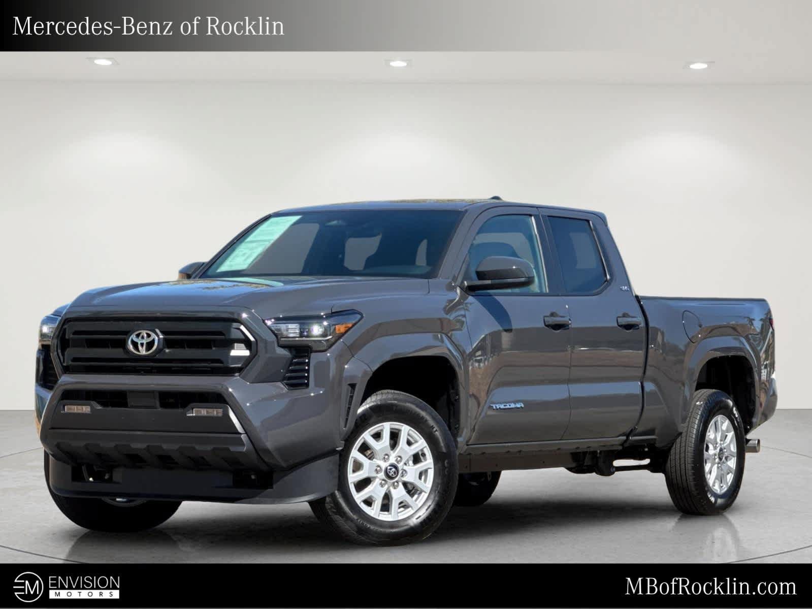 Used 2026 Toyota Tacoma SR5 AWD/4WD image 1