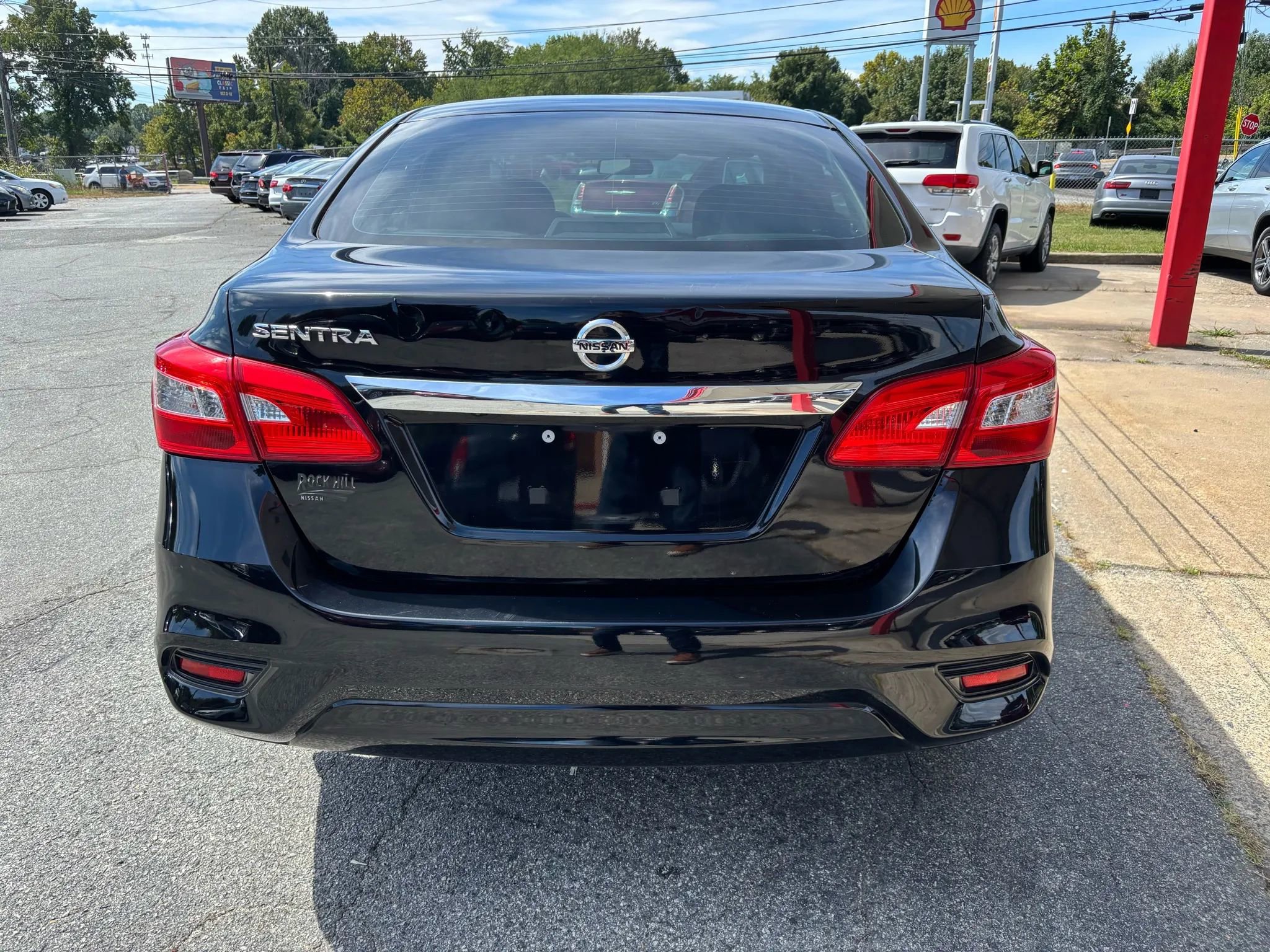 Used 2019 Nissan Sentra S image 6