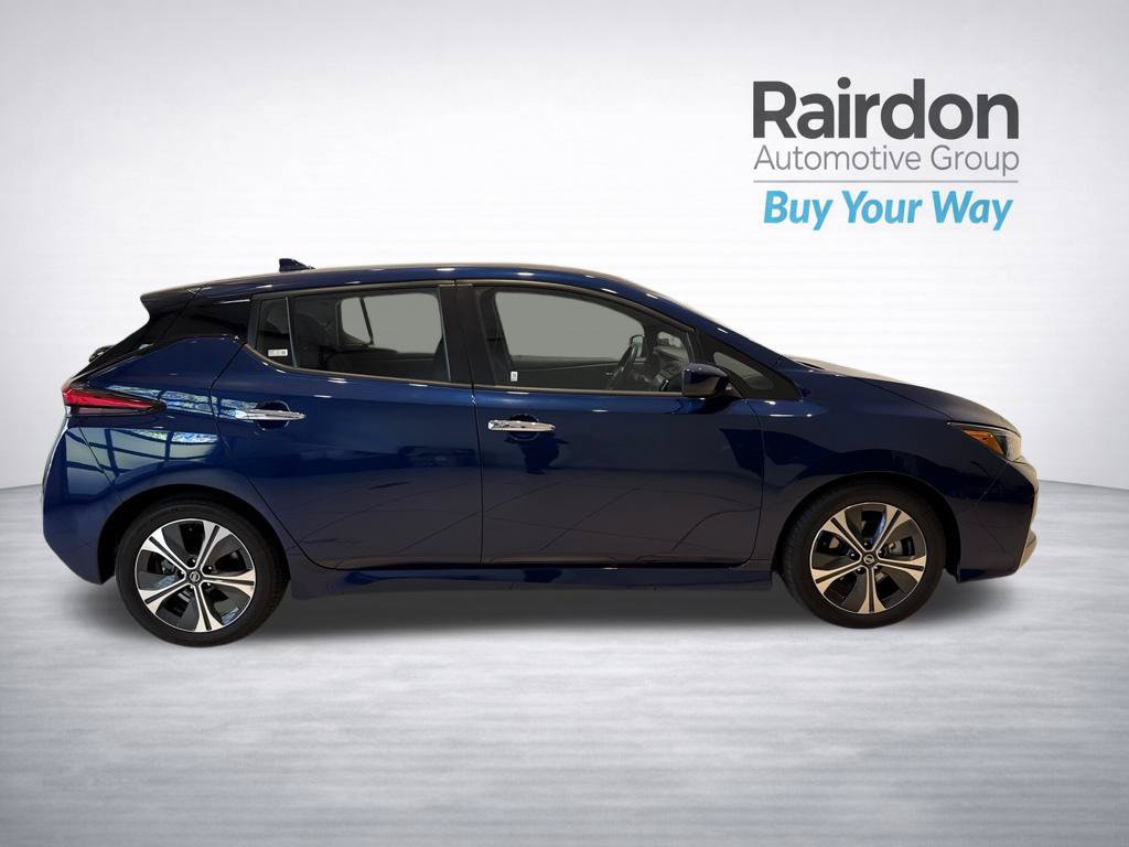 Used 2022 Nissan Leaf SV FWD image 6