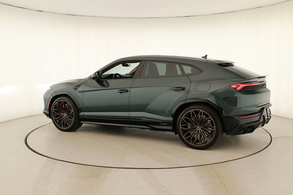 Used 2025 Lamborghini Urus SE AWD/4WD image 3