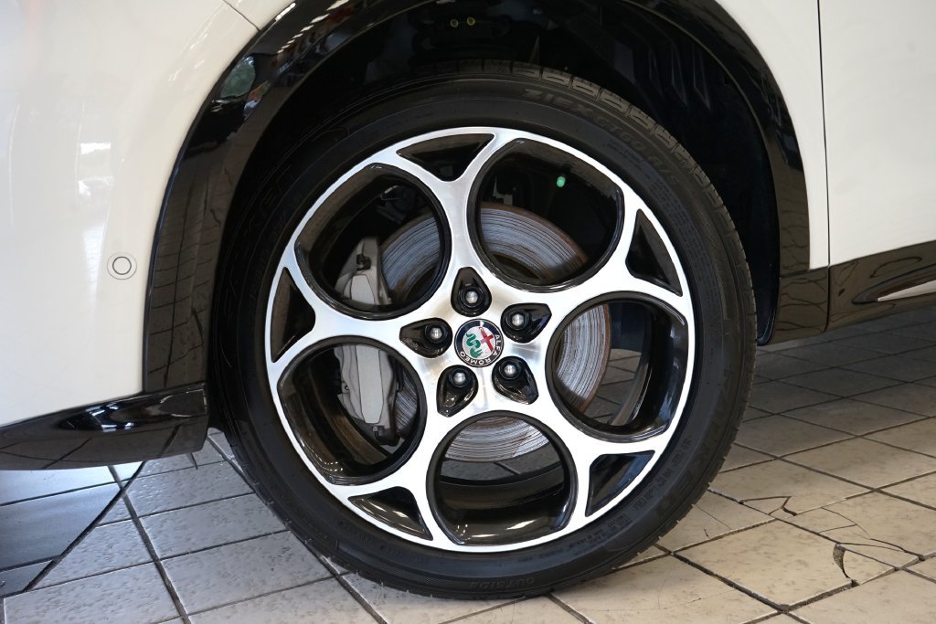 Used 2024 Alfa Romeo Tonale Ti w/ Active Assist Package AWD/4WD image 56