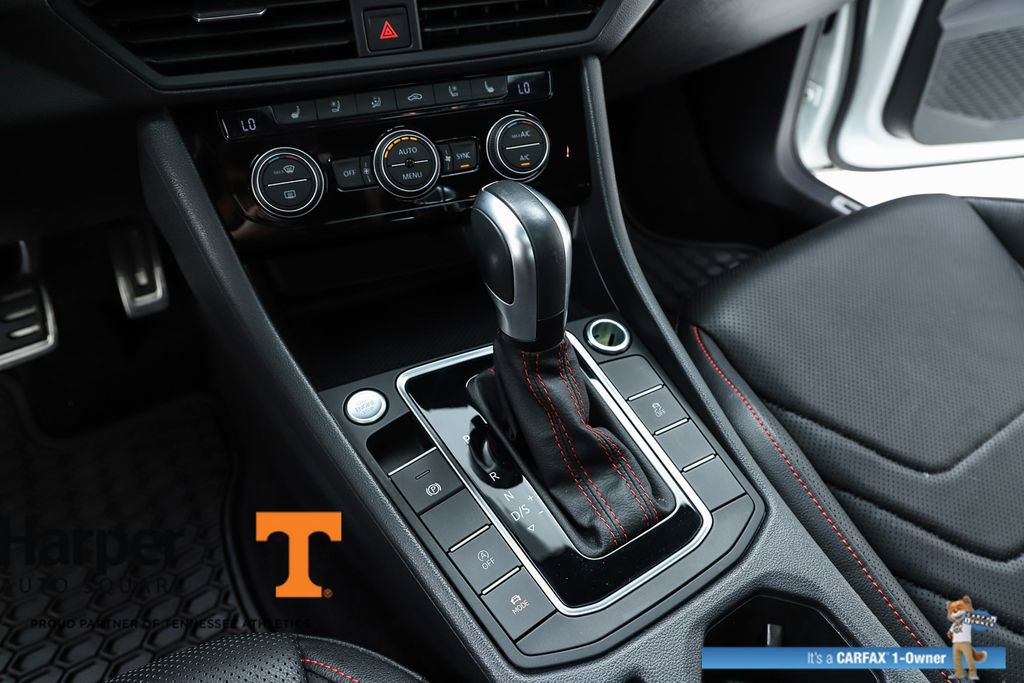 Used 2021 Volkswagen Jetta GLI Autobahn image 24