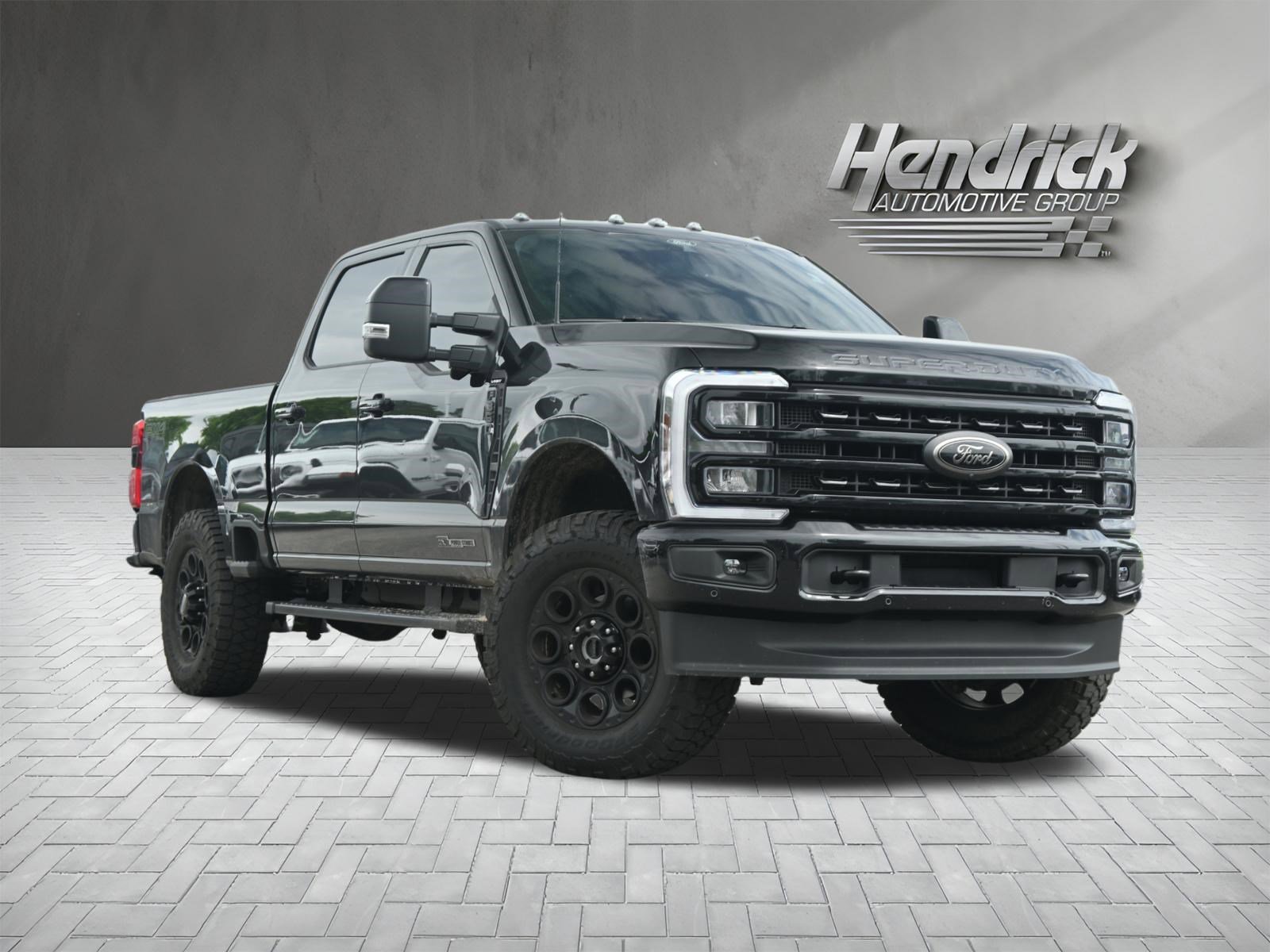 Used 2024 Ford F350 Lariat w/ Lariat Ultimate Package AWD/4WD image 2