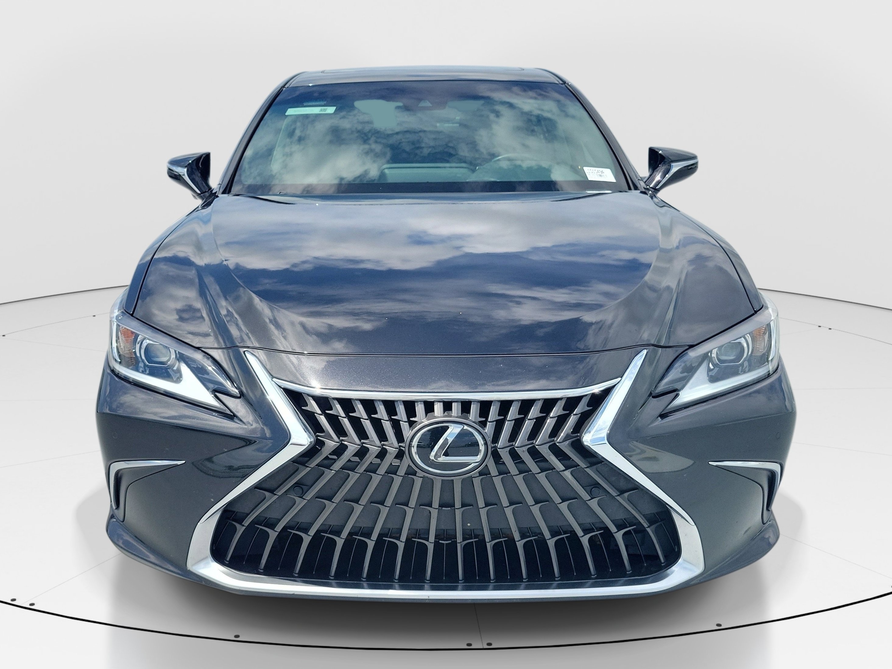 Used 2024 Lexus ES 350 w/ Premium Package FWD image 2