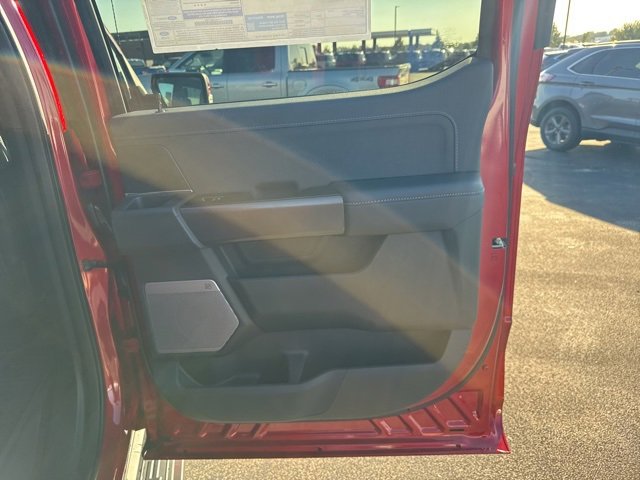 New 2025 Ford F150 Lariat w/ Equipment Group 502A High image 39