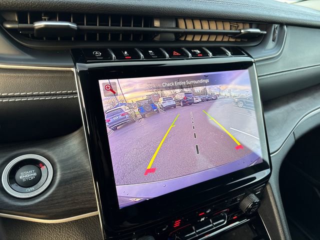 Used 2022 Jeep Grand Cherokee L Limited image 22