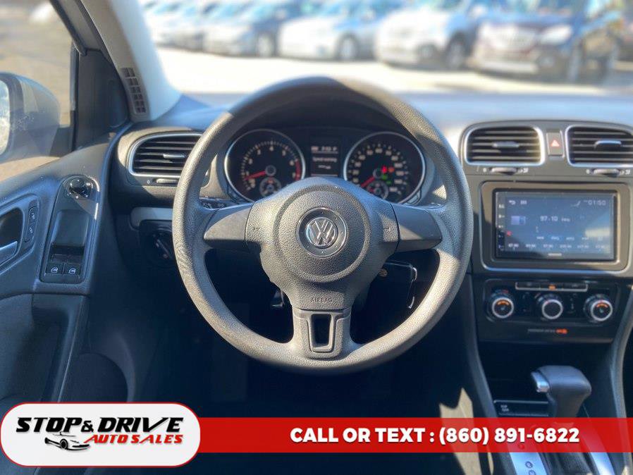 Used 2010 Volkswagen Golf 2-Door image 12