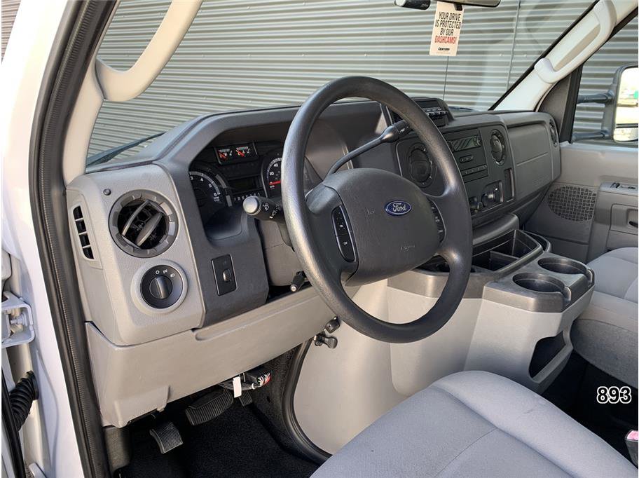 Used 2011 Ford E-350 and Econoline 350 Super Duty w/ PWR Locks & Windows Group image 25