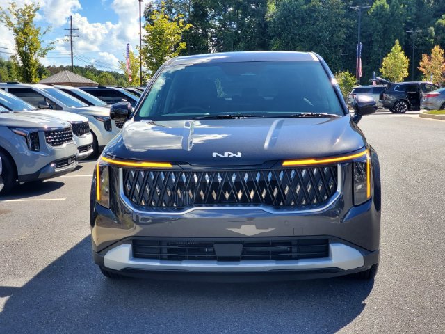 New 2027 Kia Carnival LXS FWD image 2