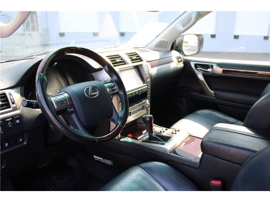 Used 2015 Lexus GX 460 Luxury AWD/4WD image 9
