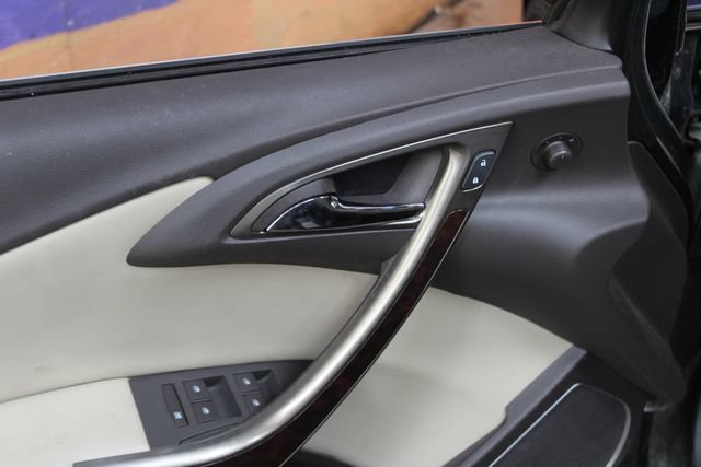 Used 2015 Buick Verano Convenience FWD image 13