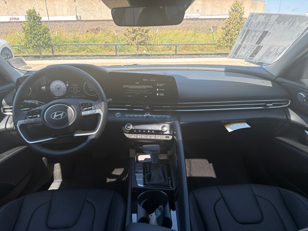 New 2026 Hyundai Elantra Limited FWD image 20