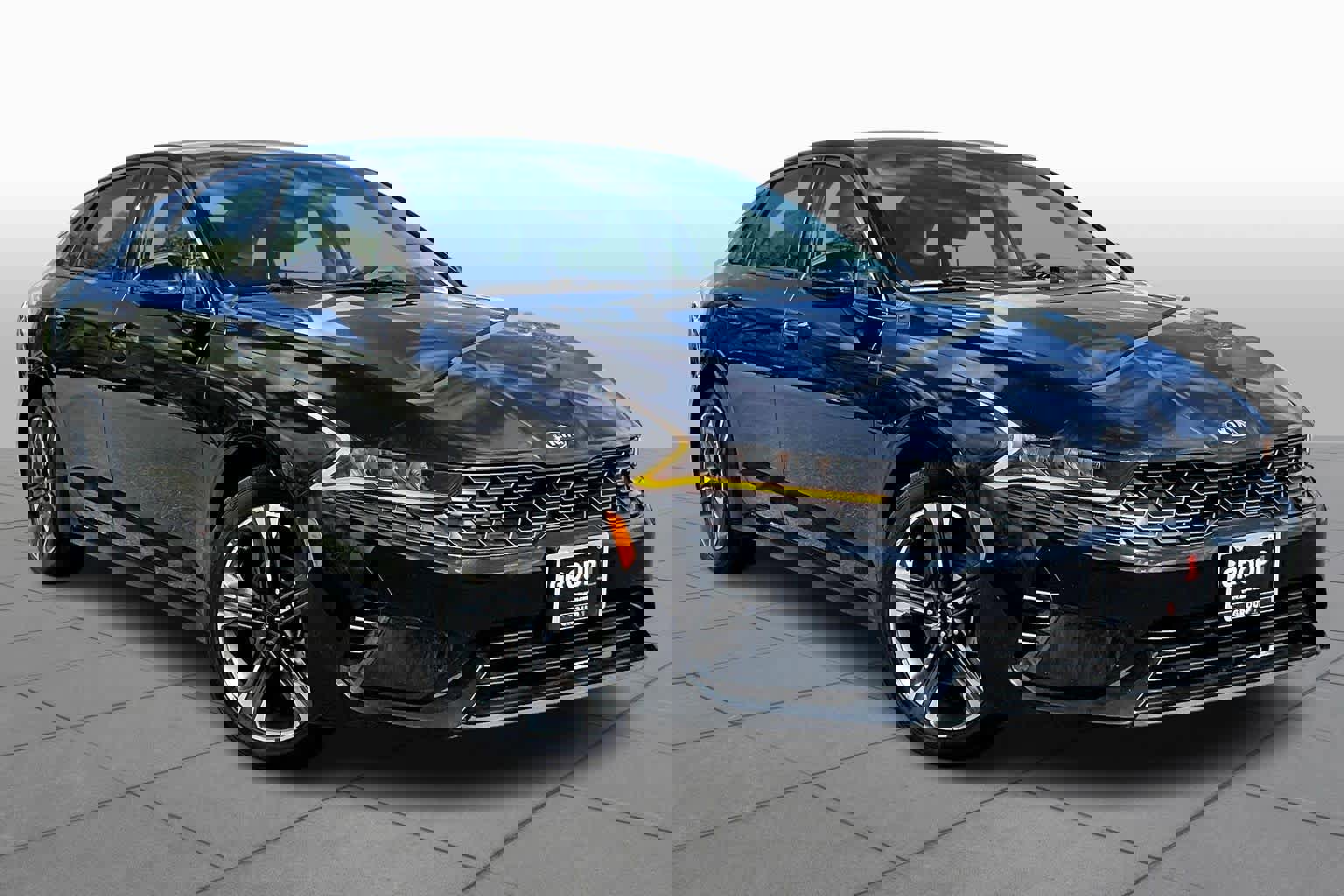 Used 2021 Kia K5 EX image 3