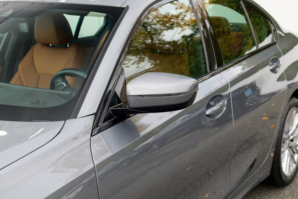 Used 2023 BMW 330i xDrive Sedan w/ Driving Assistance Package image 11