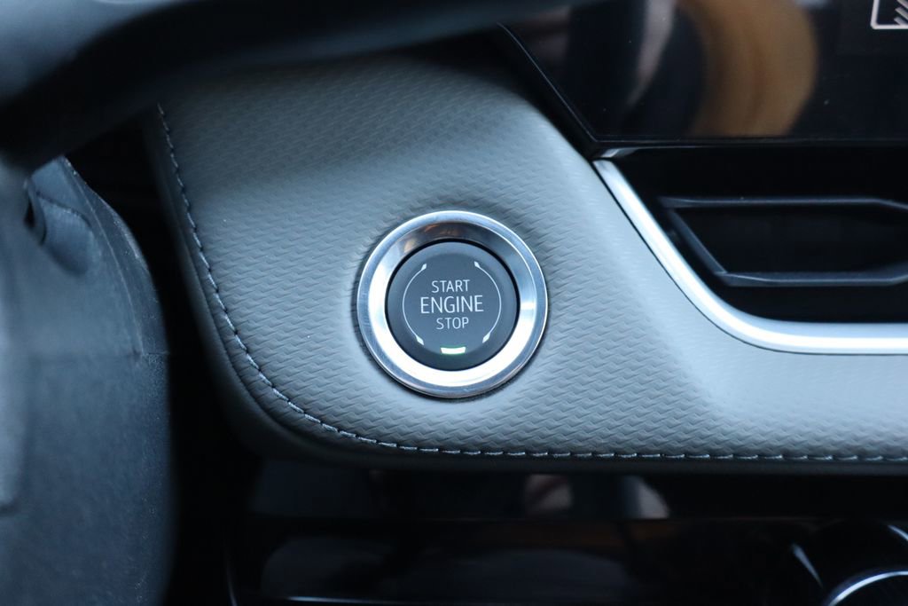 New 2026 Chevrolet Equinox LT w/ Convenience Package II image 14