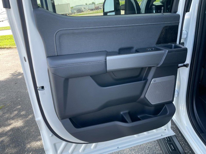 New 2025 Ford F350 Lariat image 19