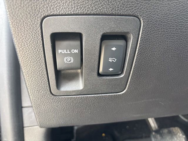 Used 2018 Ford F150 Lariat w/ Equipment Group 502A Luxury image 27