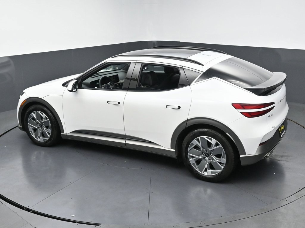 Used 2025 Genesis GV60 RWD image 49
