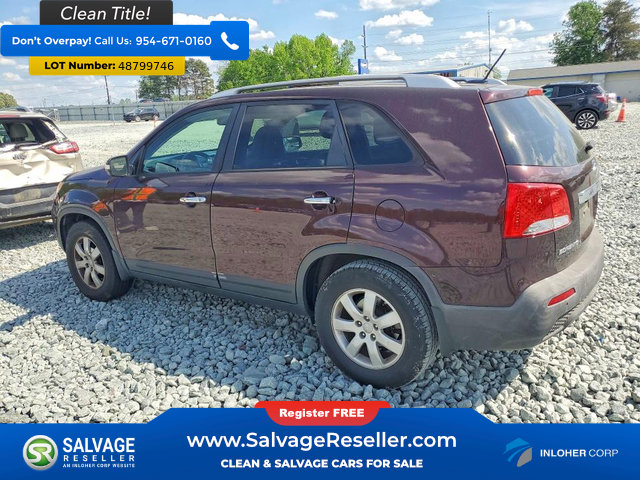 Used 2013 Kia Sorento LX w/ Convenience Pkg image 3