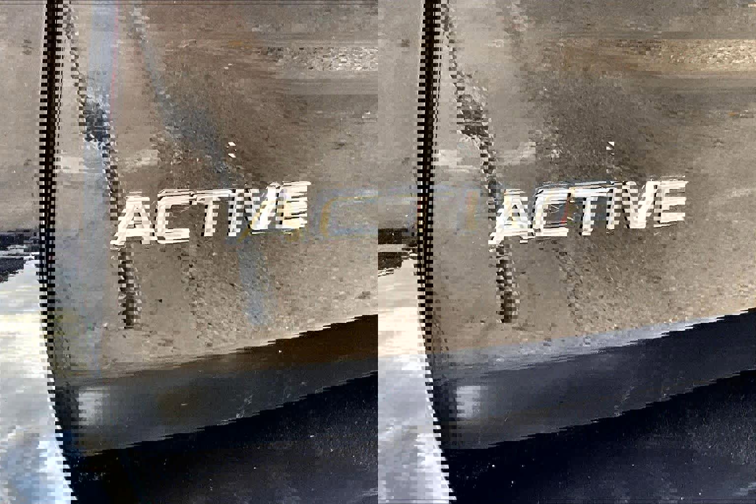 Certified 2025 Ford Expedition Active image 10