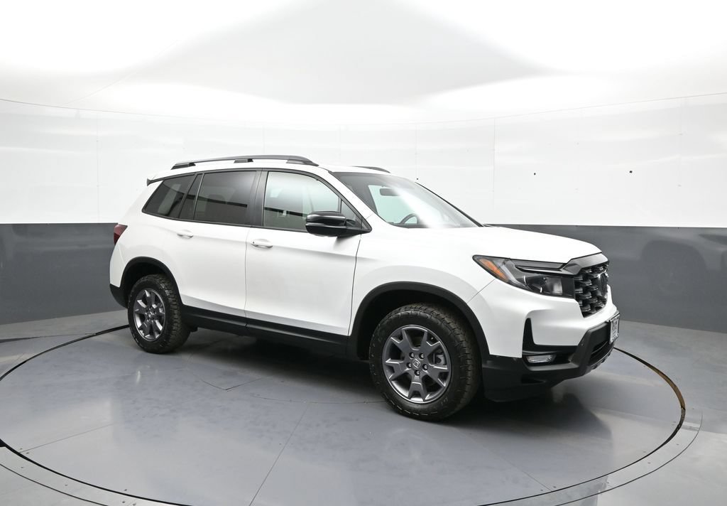 Certified 2024 Honda Passport TrailSport image 4