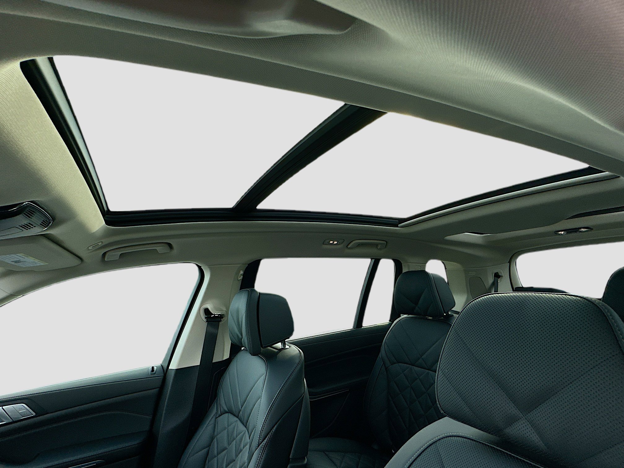 New 2026 BMW X7 xDrive40i w/ Premium Package image 16