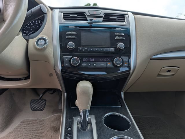 Used 2013 Nissan Altima 2.5 SV FWD image 18
