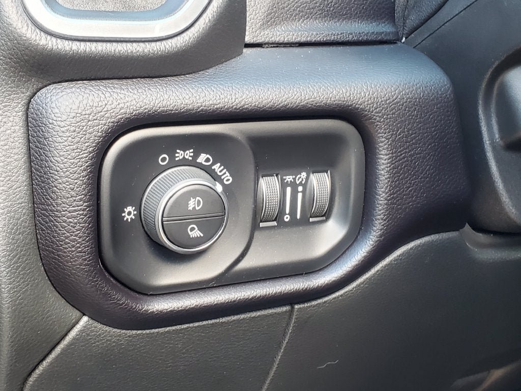 Used 2022 RAM 2500 Laramie AWD/4WD image 10