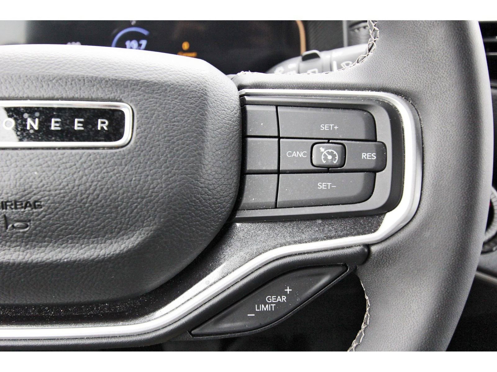 Used 2023 Jeep Wagoneer 2WD image 20