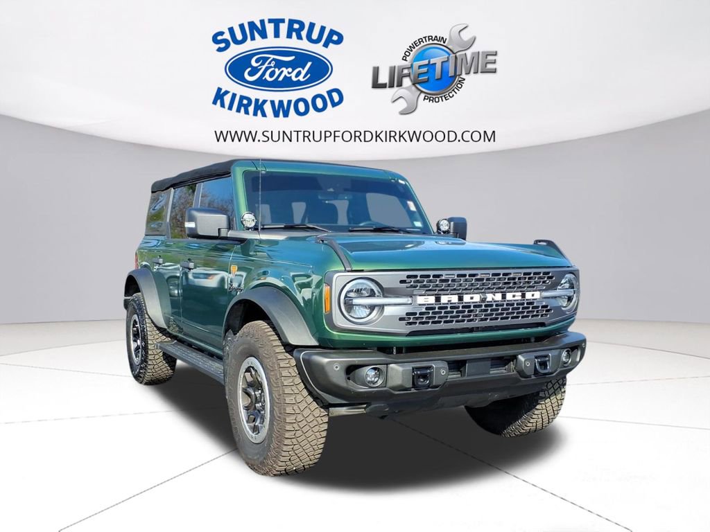 Used 2022 Ford Bronco Badlands w/ Sasquatch Package image 1