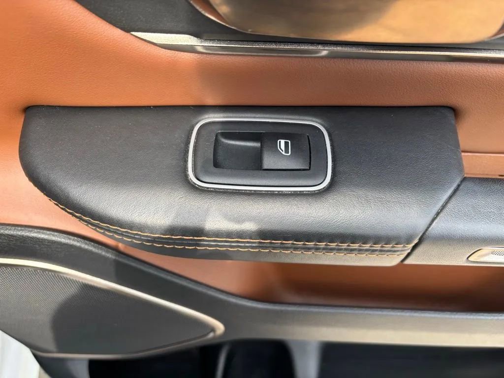 Used 2020 RAM 1500 Limited image 33