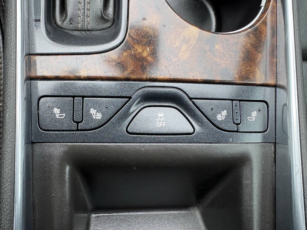Used 2014 Chevrolet Impala LTZ FWD image 7