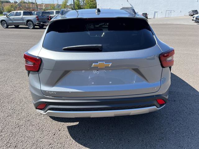 New 2026 Chevrolet Trax LT w/ Driver Confidence Package image 4