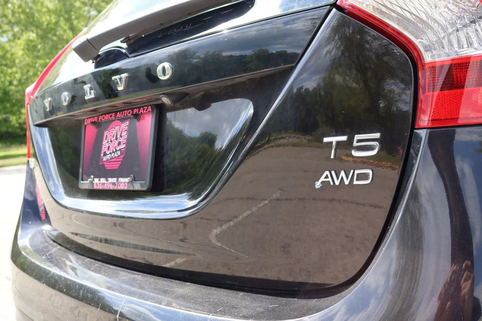 Used 2015 Volvo V60 T5 Premier Plus AWD/4WD image 6