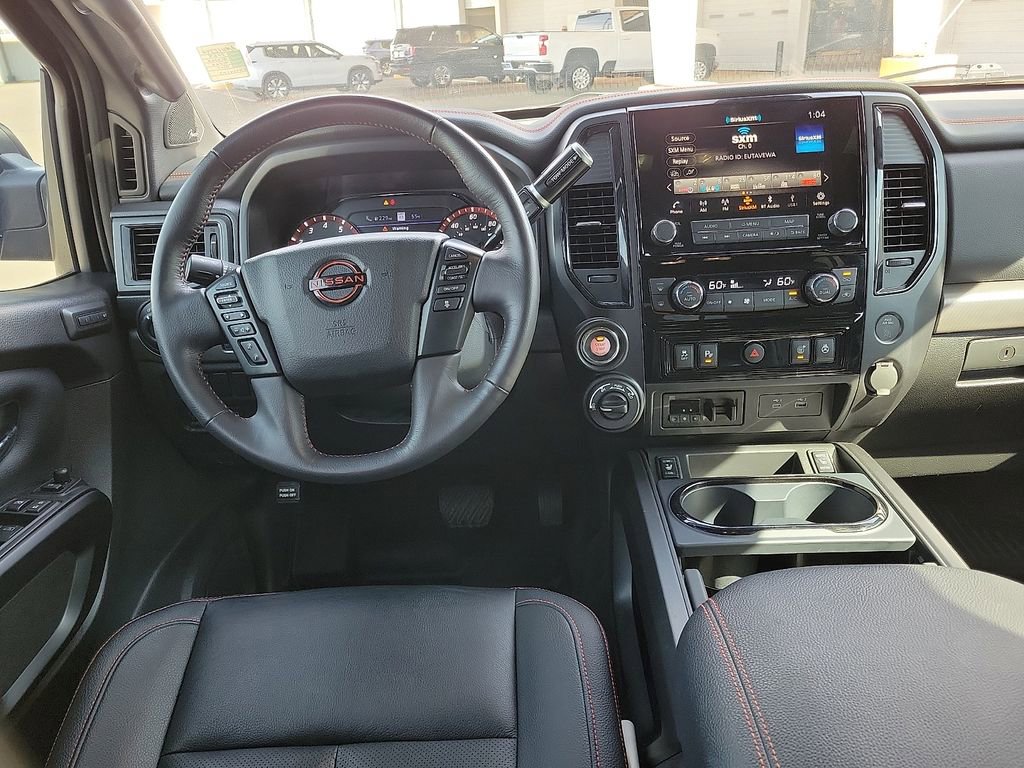 Used 2024 Nissan Titan PRO-4X w/ Pro-4x Convenience Package image 8