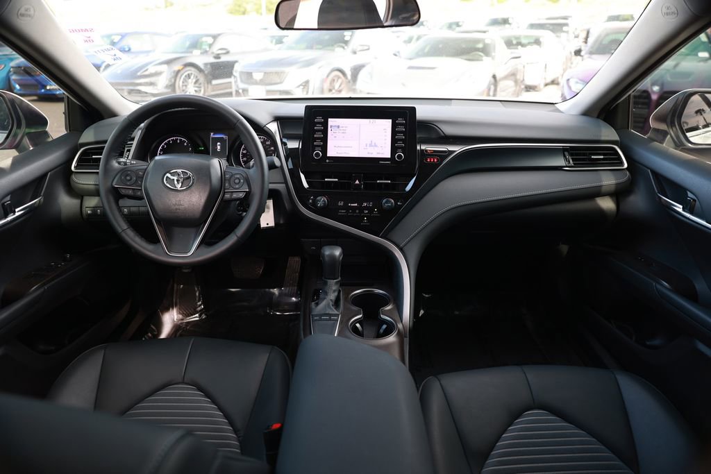 Used 2024 Toyota Camry SE image 24