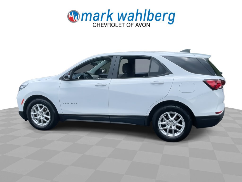 Used 2024 Chevrolet Equinox LS w/ LS Convenience Package FWD image 6