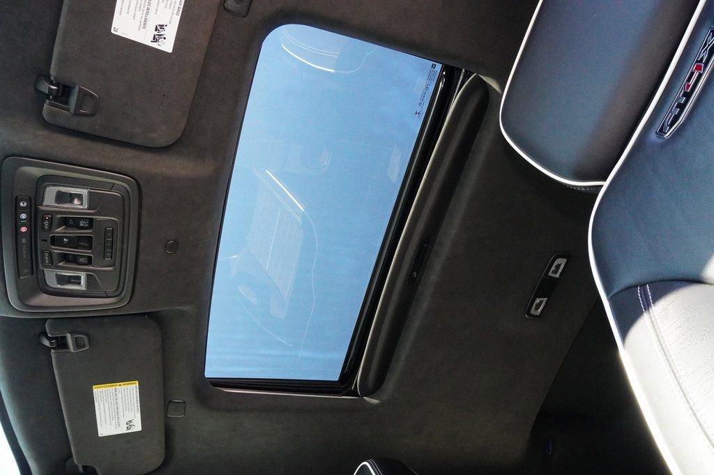 Used 2023 GMC Sierra 1500 AT4X image 10