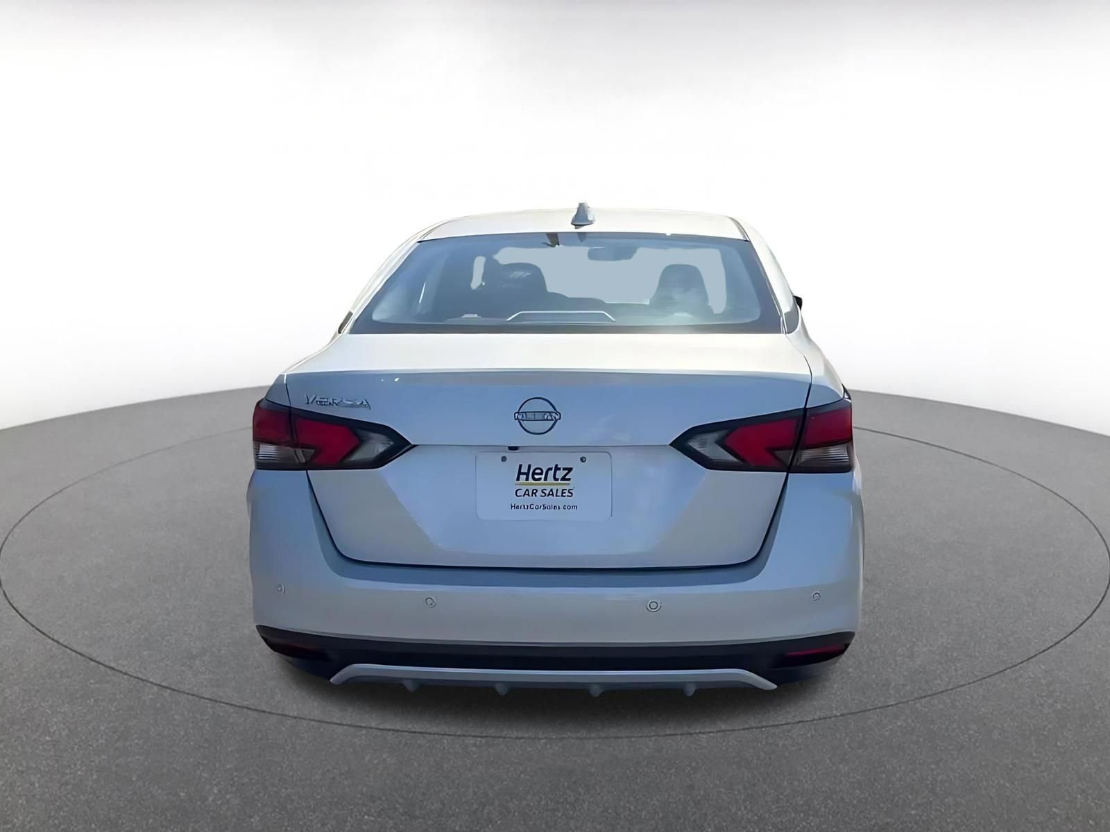 Used 2025 Nissan Versa SV image 12