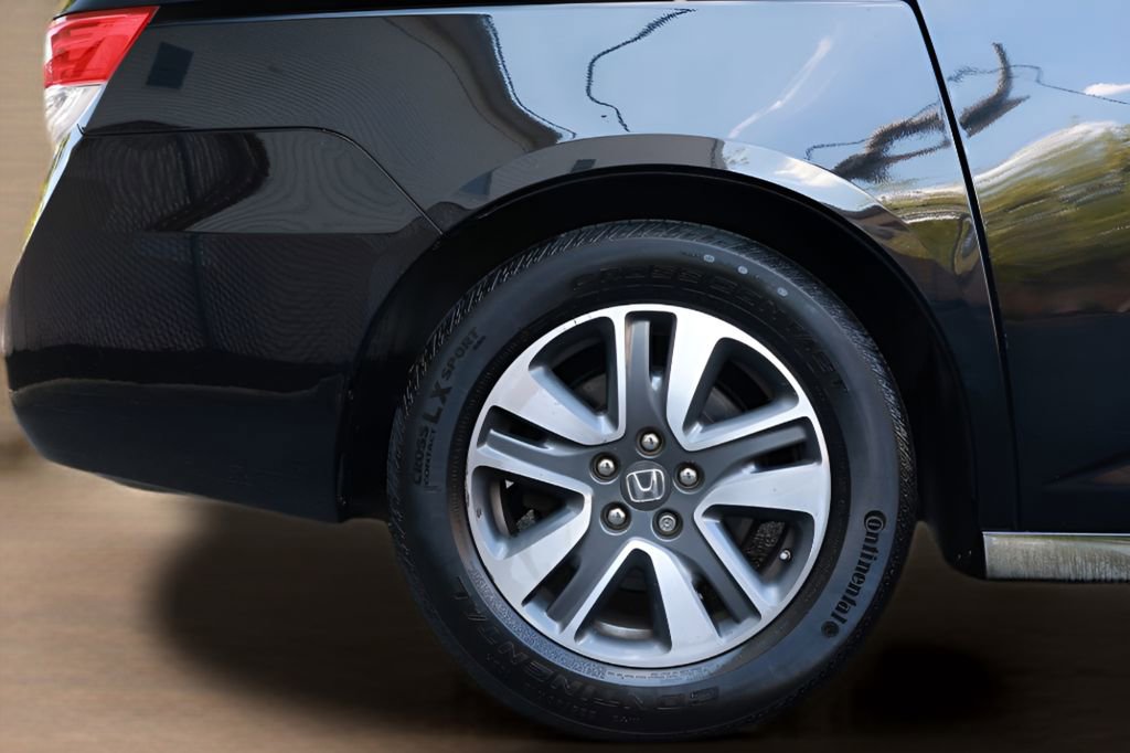Used 2016 Honda Odyssey Touring image 14
