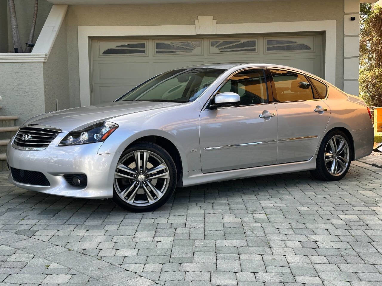 Used 2008 INFINITI M45 w/ Technology Pkg