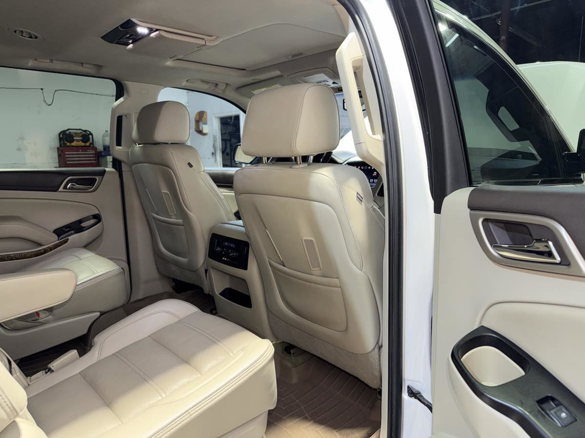 Used 2016 GMC Yukon XL Denali w/ Open Road Package RWD image 30